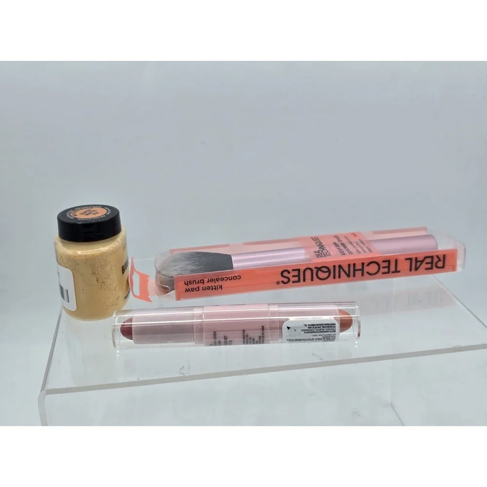 Face Makeup Kit: Makeup Setting Powder, Blush Stick,‎ Kitten Paw Concealer Brush